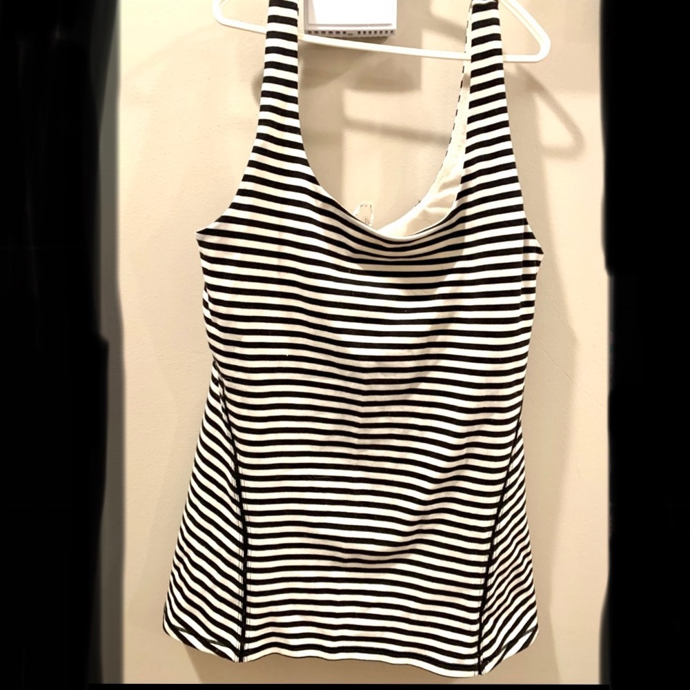 Black and white stripped lululemon tank with built in bra. NWOT. Great condition